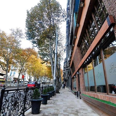 Superior Apartment On Kostava تبليسي المظهر الخارجي الصورة
