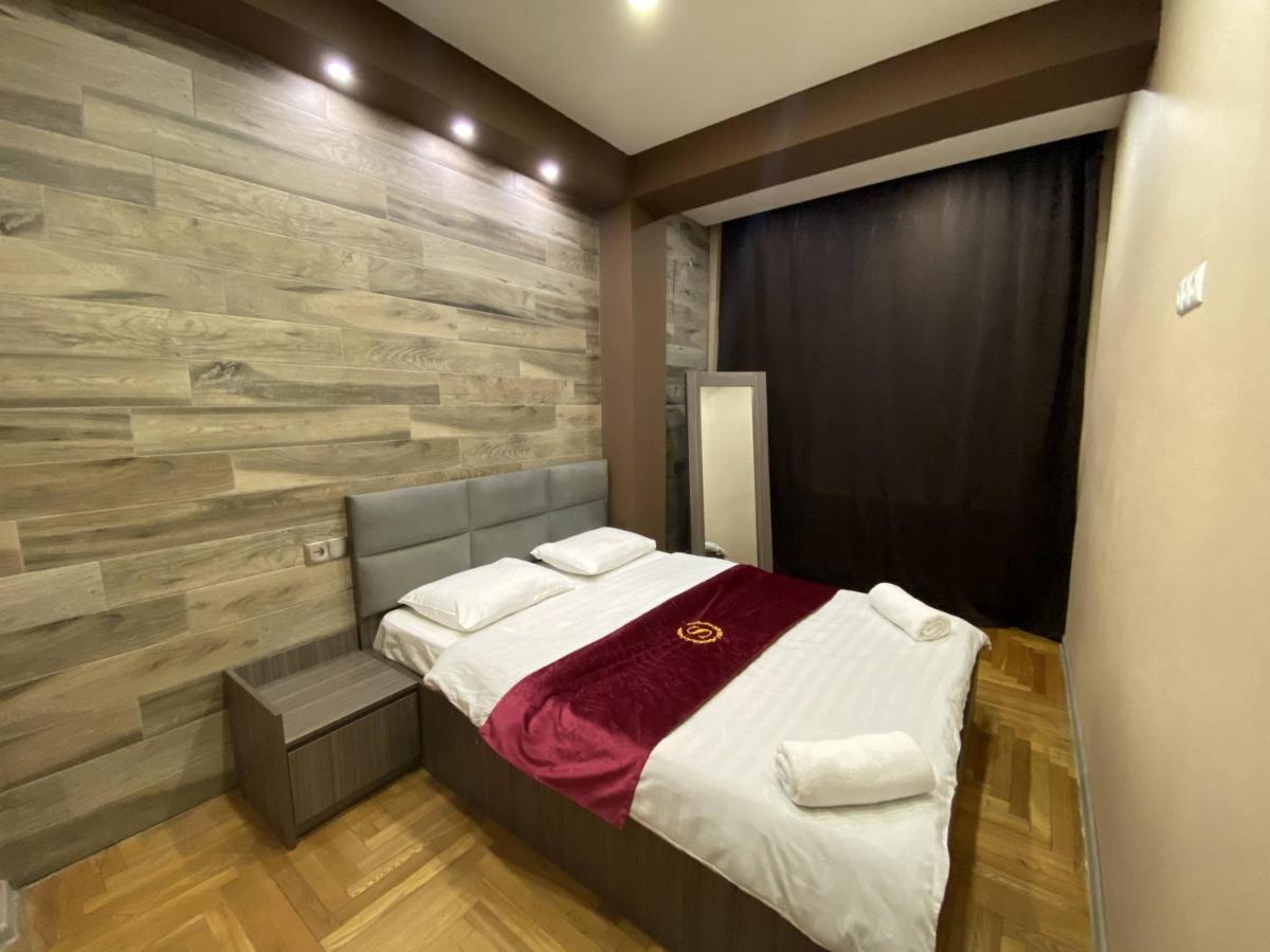 Superior Apartment On Kostava تبليسي المظهر الخارجي الصورة